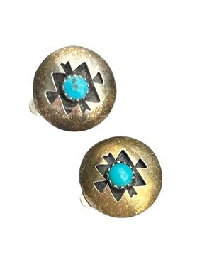 Navajo Native American sterling silver shadowbox domed clip earrings turquoise